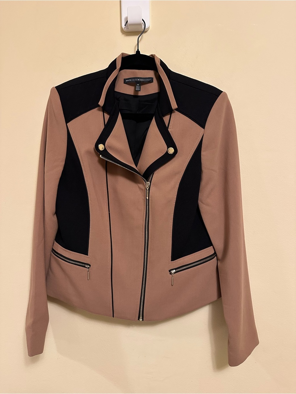 White House Black Market Tan And Black Jacket 10